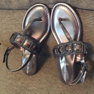 Arturo Chiang sandals